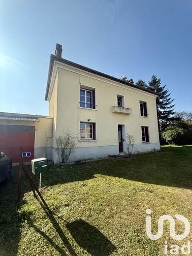 Traditional house at Mézy-Moulins (02650)