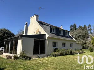 Traditional house at Gouesnach (29950)
