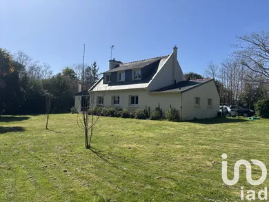 Maison traditionnelle à Gouesnach (29950)