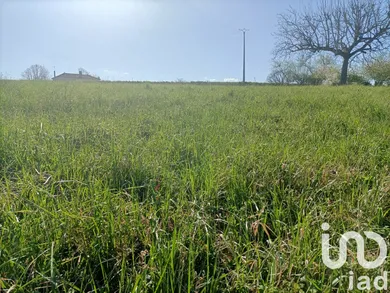 Building plot at Miers (46500)