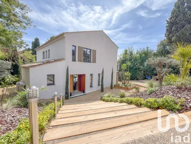 House at La Croix-Valmer (83420)