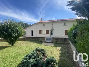 Longere in Saint-Pardoux (79310)