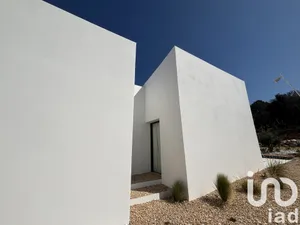 Architectural house at Leucate (11370)