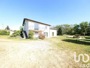Maison à Galgon (33133)