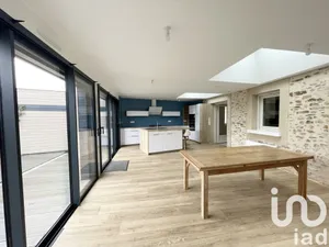 Maison à Bonchamp-lès-Laval (53960)