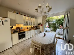 Townhouse in Amboise (37400)