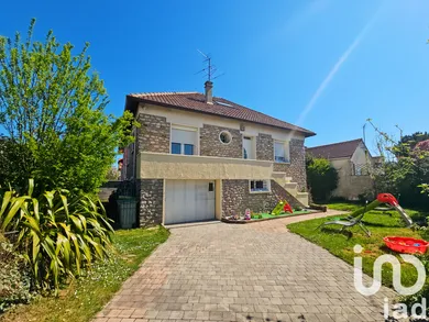 Traditional house in Brie-Comte-Robert (77170)