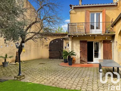 Village house at Codognan (30920)