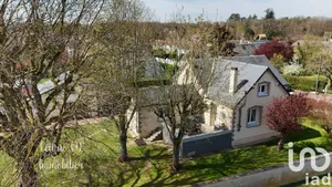 House at Saint-Sébastien-de-Morsent (27180)