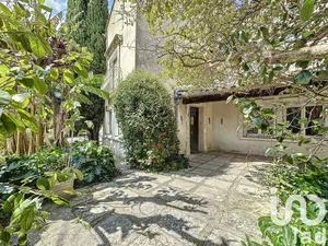 House at Beaucaire (30300)