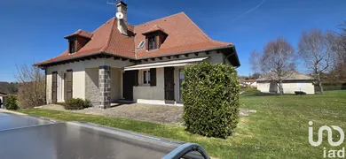 House at Arpajon-sur-Cère (15130)