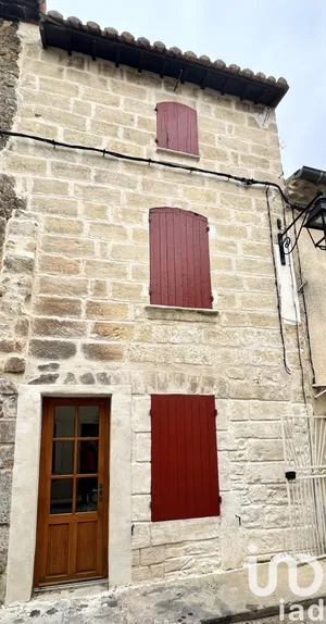 Maison de ville à Saint-Gilles (30800)