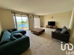 Apartment at Saint-Claude (97120)