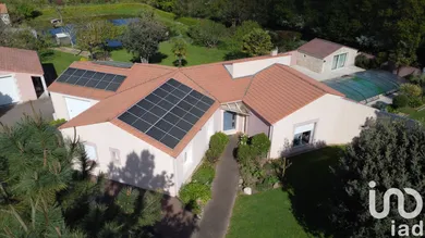 Architectural house at Chantonnay (85110)