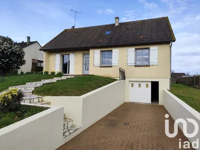 Maison traditionnelle à La Bazoche-Gouet (28330)