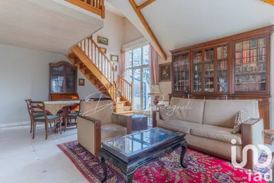 Duplex at L'Isle-Adam (95290)