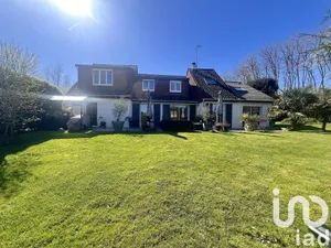 Maison traditionnelle à Lésigny (77150)