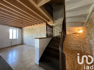 Village house at Neuville-sur-Ain (01160)