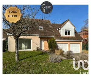Pavillon à Mont-Saint-Aignan (76130)