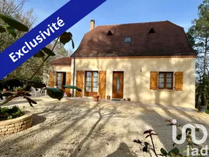 Traditional house at Beynac-et-Cazenac (24220)