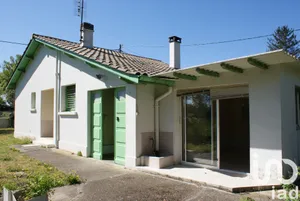 House at Cavignac (33620)