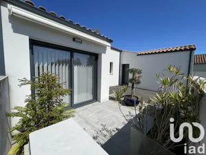 House at Salles-sur-Mer (17220)