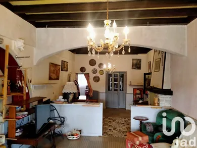 House at Saint-Gaultier (36800)