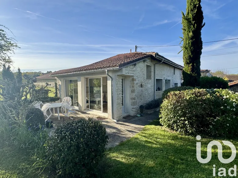 Maison 6 pièces 112 m² · à Bessac · 112 m² · 234 300 €