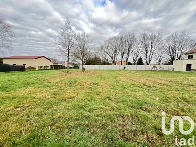 Building plot at Moncé-en-Belin (72230)