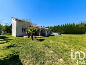 Traditional house at Créon (33670)