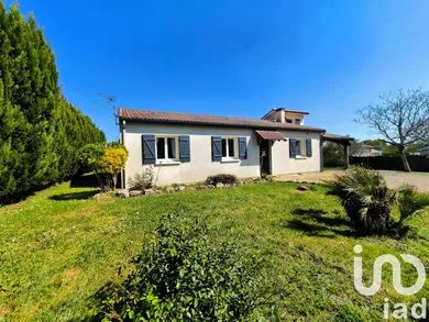 Traditional house at Créon (33670)