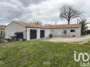 House at Chauvé (44320)