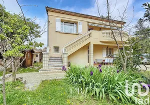 House at Le Pontet (84130)