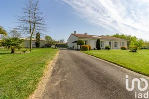 Maison traditionnelle à Beaulieu-sous-la-Roche (85190)
