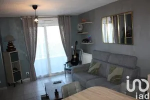 Appartement à Vayres (33870)