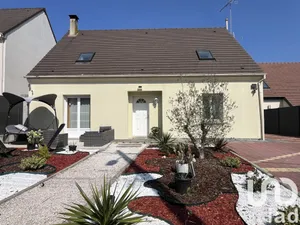 Maison à Sainte-Geneviève (60730)
