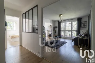 Apartment at Verneuil-sur-Seine (78480)