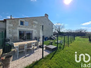 Maison de campagne à Saint-Porchaire (17250)