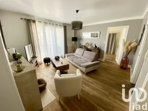 Apartment at Troyes (10000)