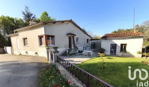 Maison de village à Pamplie (79220)