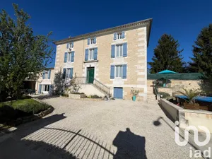 Maison de village à Saint-Genis-d'Hiersac (16570)