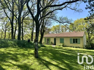 Maison traditionnelle à La Bruffière (85530)