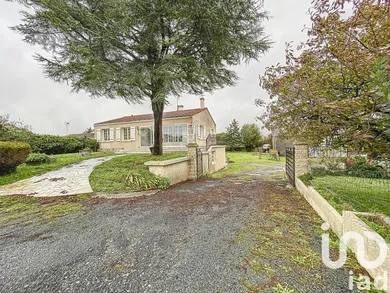 Maison traditionnelle à Charron (17230)