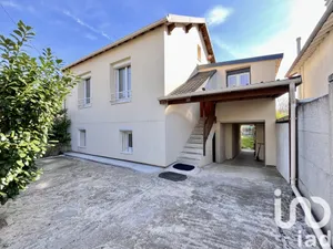 Maison à Combs-la-Ville (77380)