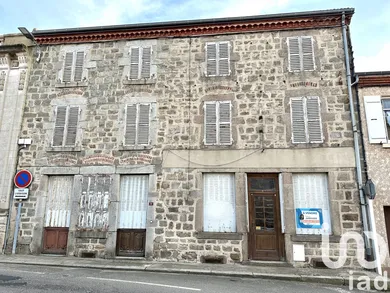 Building in Cottance (42360)