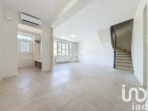 Maison de ville à La Sauve (33670)