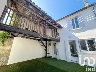 Townhouse in La Sauve (33670)