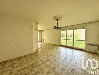 Appartement à Vaires-sur-Marne (77360)
