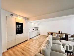 Appartement à Bordeaux (33300)