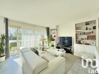 Apartment at Chilly-Mazarin (91380)